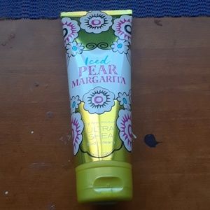 Bath & Body Works lotion